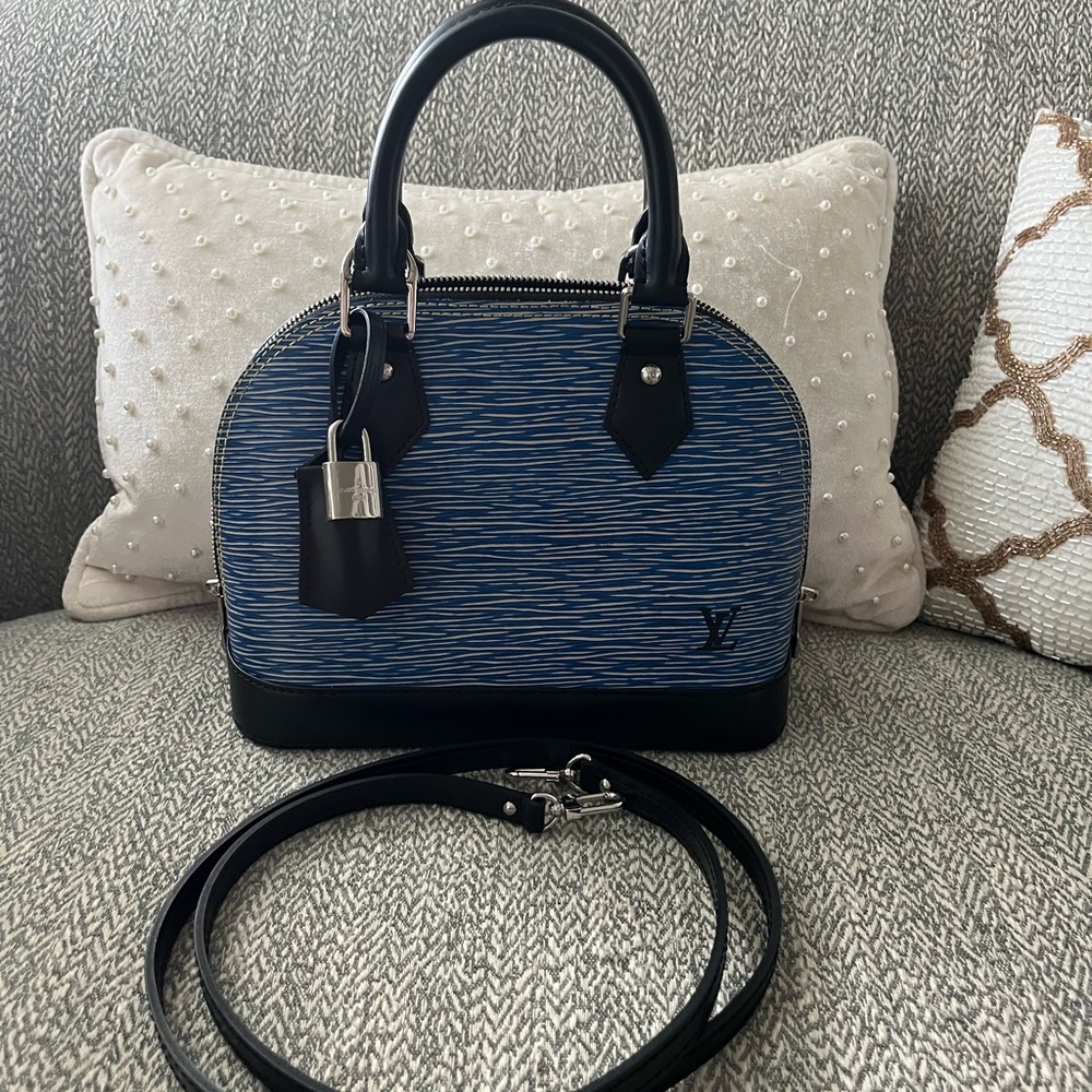Louis Vuitton Alma BB